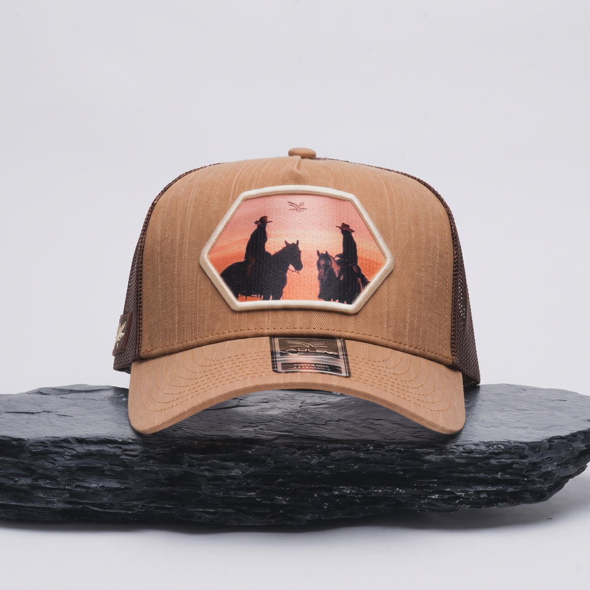 Gorra Adler - Modelo WILD