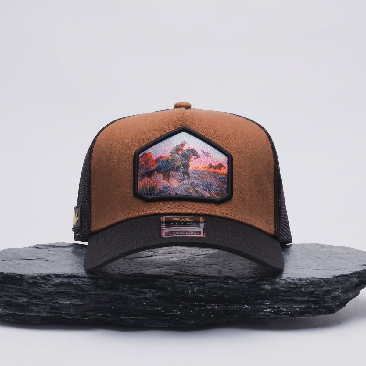 Gorra Adler - Modelo WILD